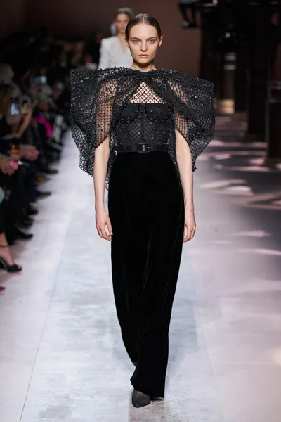 Look 35